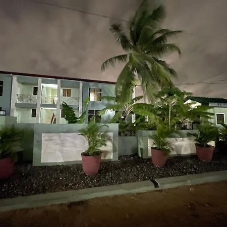 Connect Africa Apartments Spintex Екстериор снимка